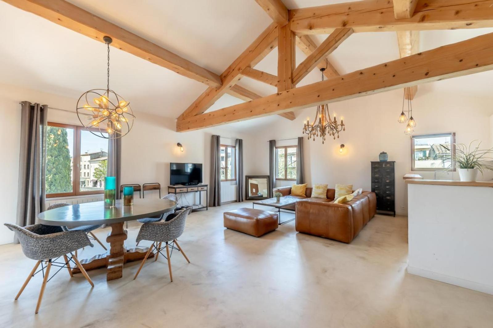 Olive- Vaste Appartement Donnant Sur La Sorgue リル・シュル・ラ・ソルギュ エクステリア 写真